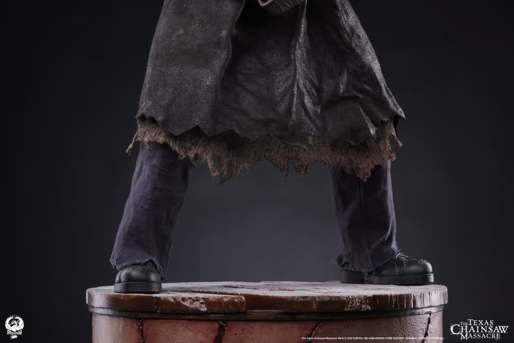 The Texas Chainsaw Massacre Leatherface 1/4 Scale Statue Gallery Image 30