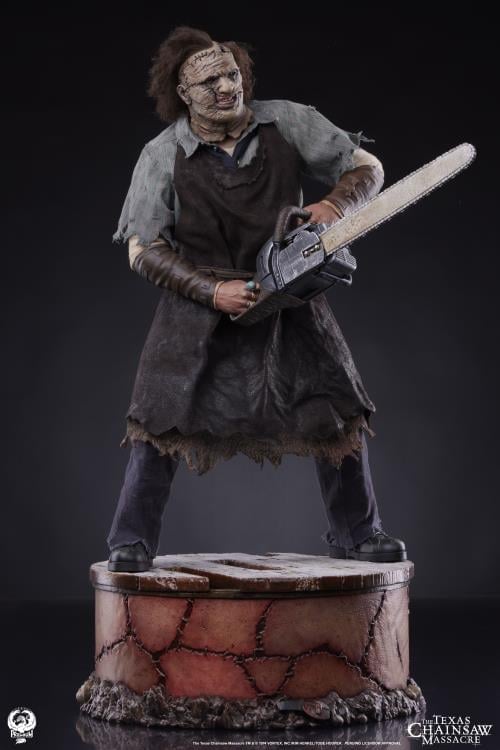 The Texas Chainsaw Massacre Leatherface 1/4 Scale Statue Gallery Image 9