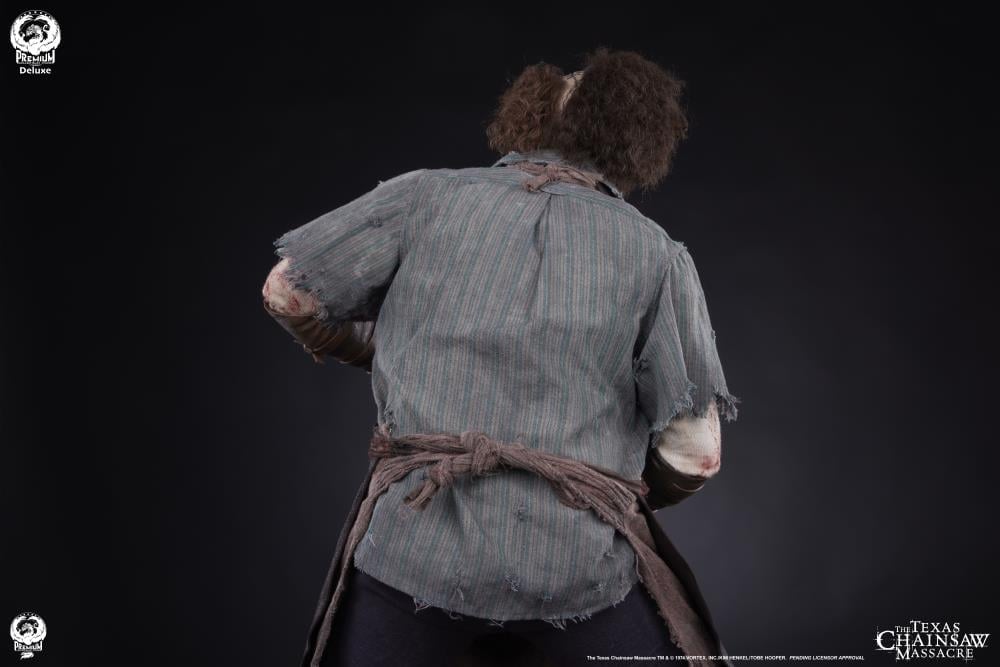 The Texas Chainsaw Massacre Leatherface (Deluxe Ver.) 1/4 Scale Statue Gallery Image 23