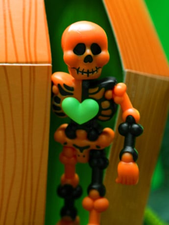 Mr. Bones ReAction Mr. Bones (Orange/Black) Figure Gallery Image 2