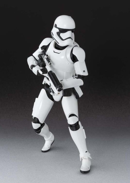 Star Wars S.H.Figuarts First Order Stormtrooper (The Force Awakens) Gallery Image 4