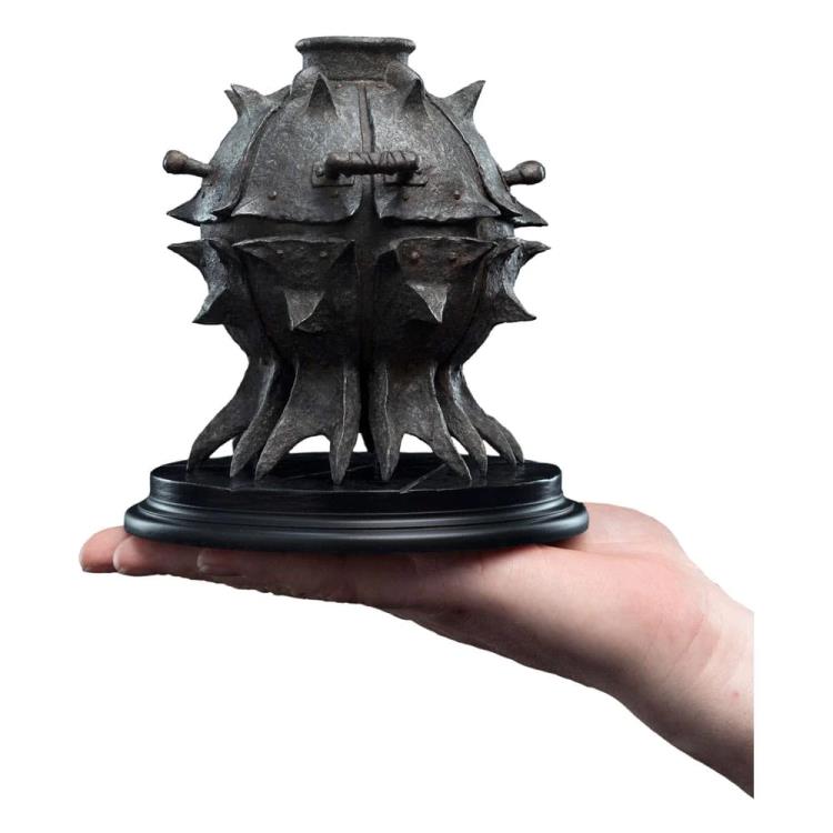 The Lord of the Rings Classic Series Saruman the White and the Fire of Orthanc 1/6 Scale Limited Edition Statue Gallery Image 11