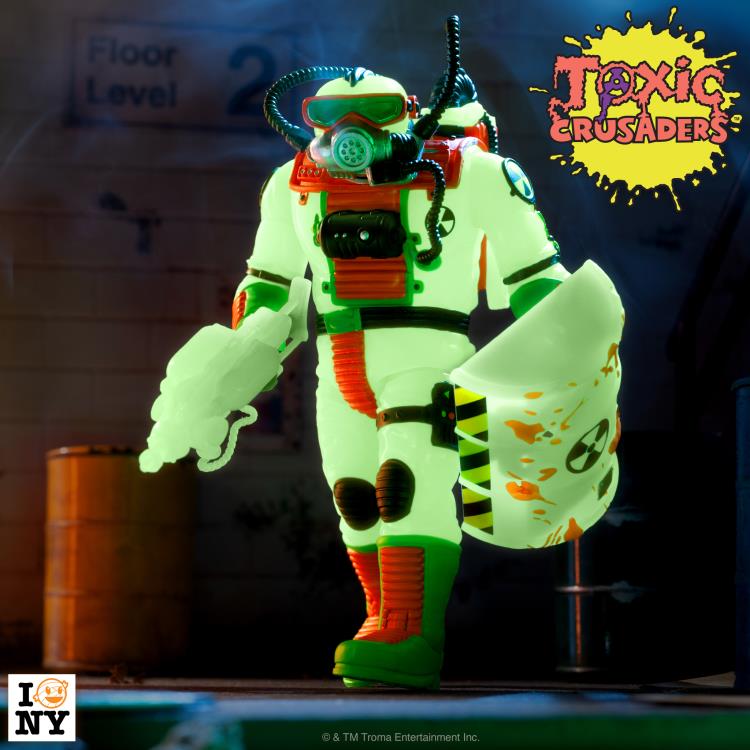 Toxic Crusaders ULTIMATES! Radiation Ranger (Glow-in-the-Dark) NYCC 2023 Exclusive Action Figure Gallery Image 3