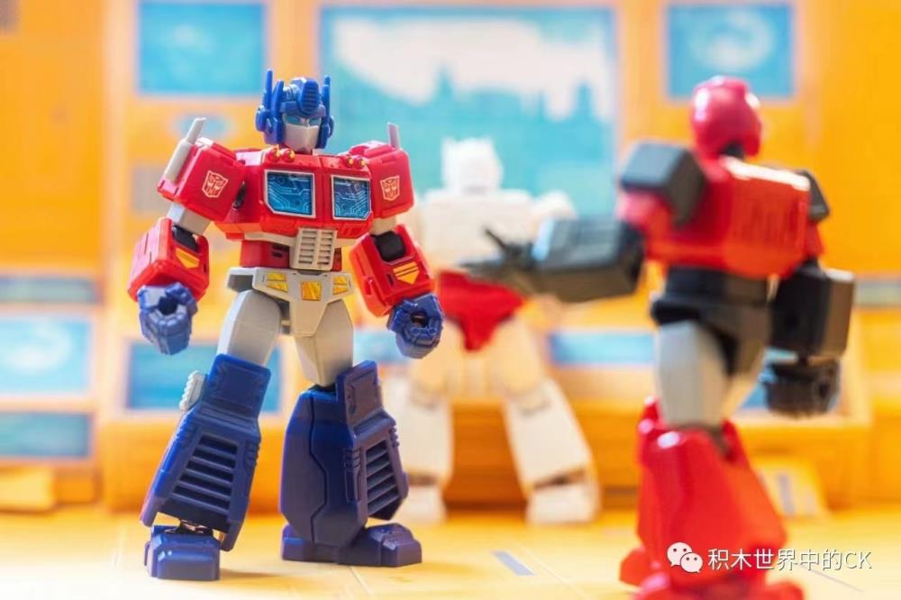 Transformers G1 Galaxy Version Boxed Set of 9 Model Kits (International Ver.) Gallery Image 15