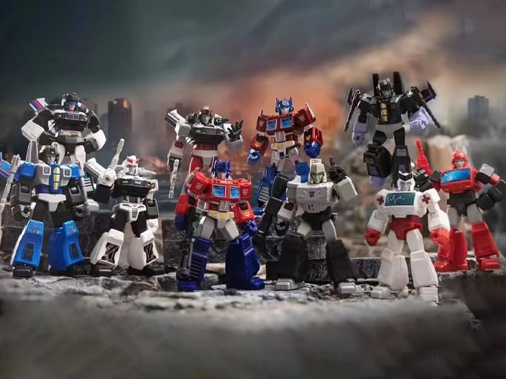 Transformers G1 Galaxy Version Boxed Set of 9 Model Kits (International Ver.) Gallery Image 1