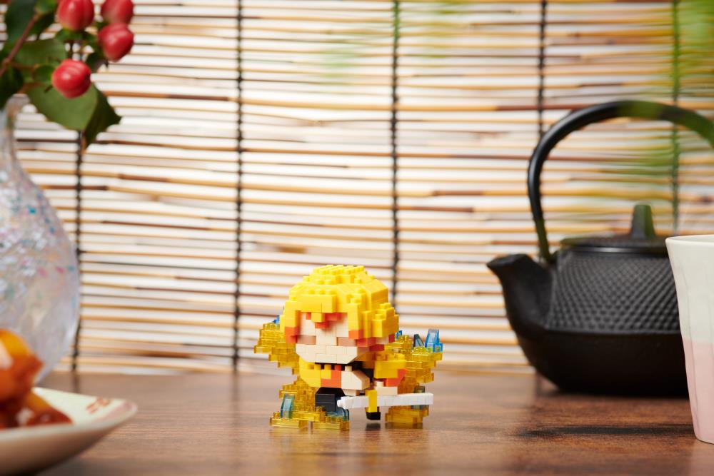 Demon Slayer: Kimetsu no Yaiba Nanoblock Character Collection Series Zenitsu Agatsuma (Thunder Breathing) Gallery Image 3