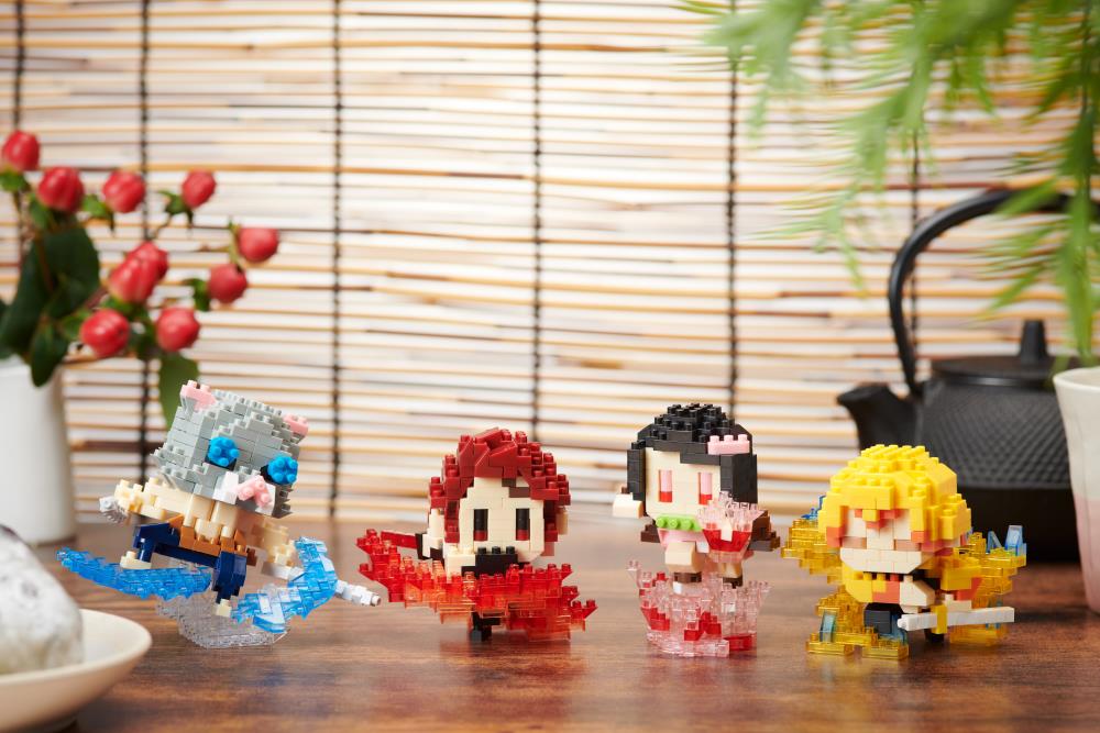 Demon Slayer: Kimetsu no Yaiba Nanoblock Character Collection Series Inosuke Hashibira (Beast Breathing) Gallery Image 4