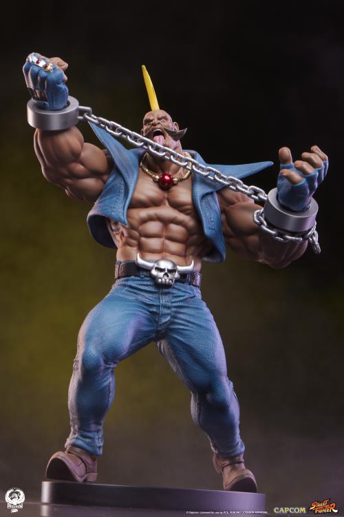 Street Fighter Street Jam Cammy and Birdie 1/10 Scale Statue Set Gallery Image 10
