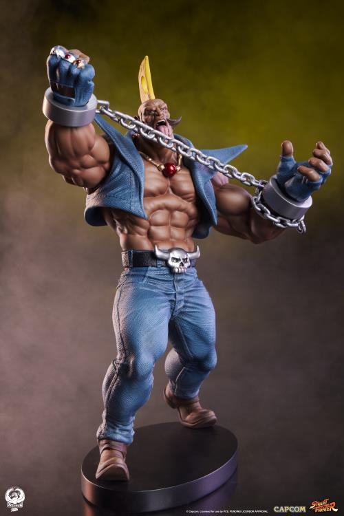 Street Fighter Street Jam Cammy and Birdie 1/10 Scale Statue Set Gallery Image 8