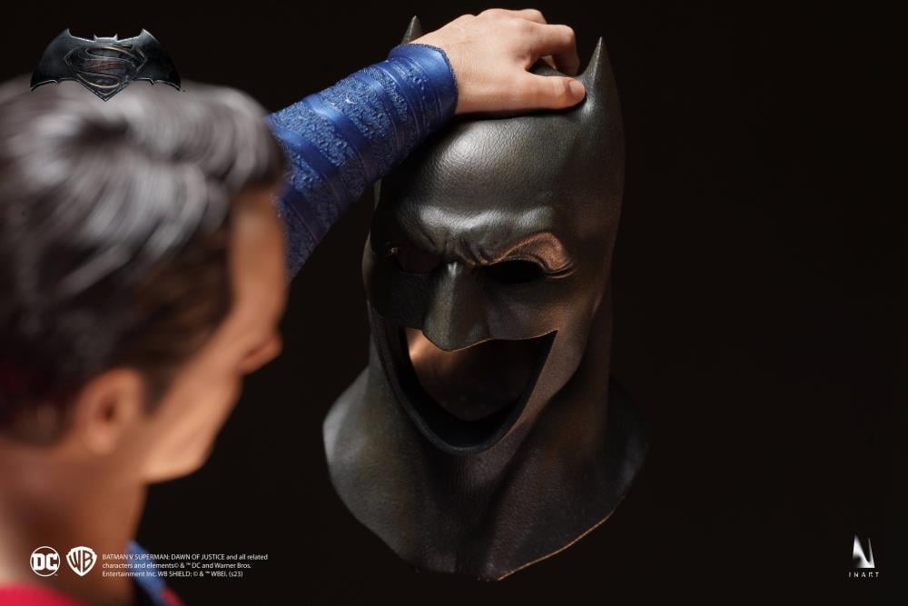 Batman v Superman: Dawn of Justice InArt Superman 1/6 Scale Figure