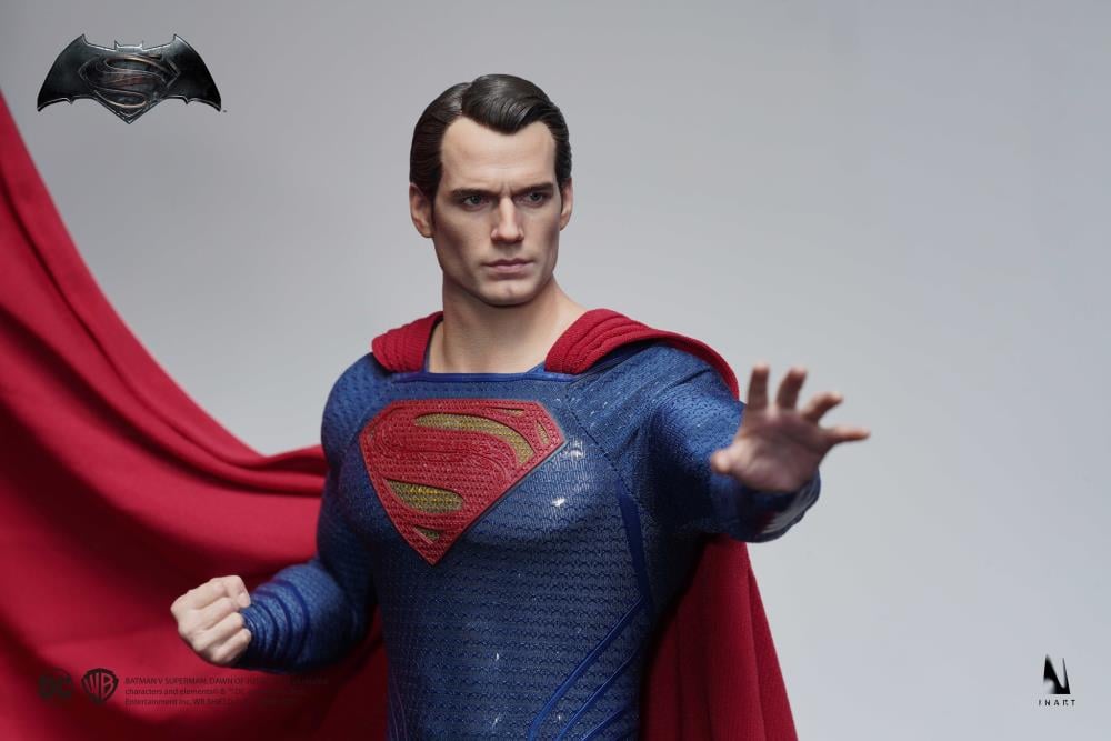 Batman v Superman: Dawn of Justice InArt Superman 1/6 Scale Figure