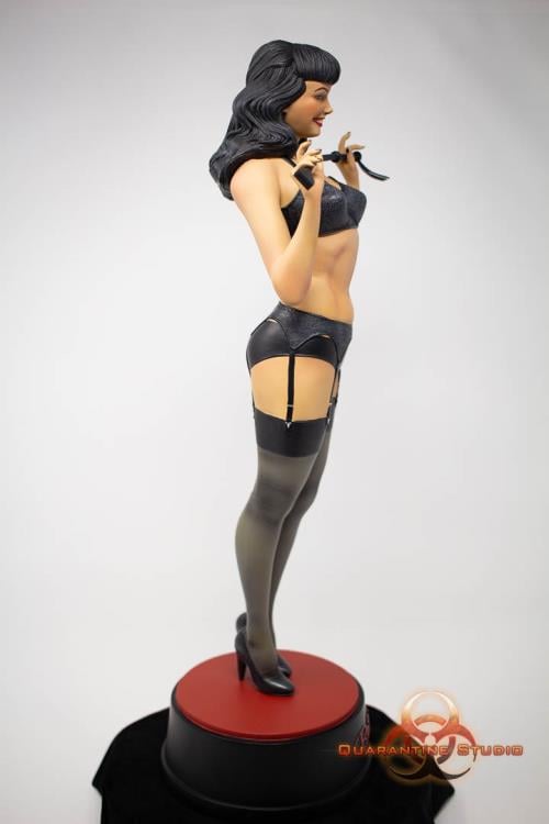 Bettie Page 1/5 Scale Statue Gallery Image 9
