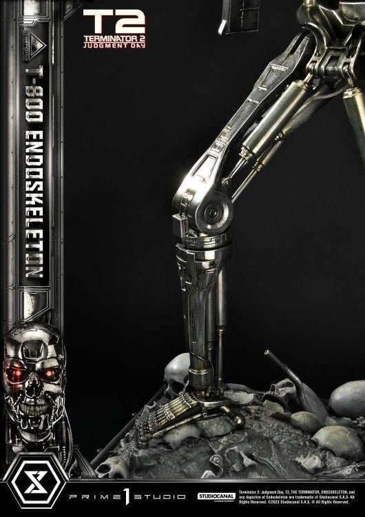 Terminator 2: Judgment Day Museum Masterline T-800 Endoskeleton 1/3 Scale Statue Gallery Image 12