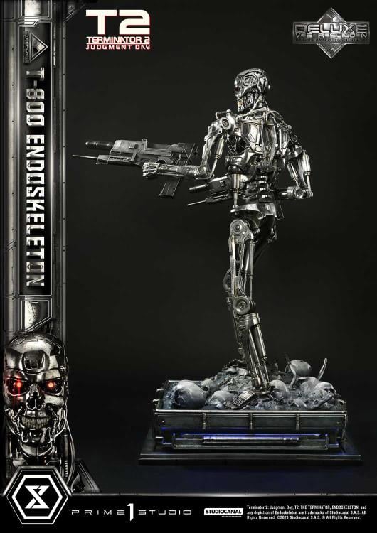 Terminator 2: Judgment Day Museum Masterline T-800 Endoskeleton Deluxe 1/3 Scale Statue Gallery Image 7