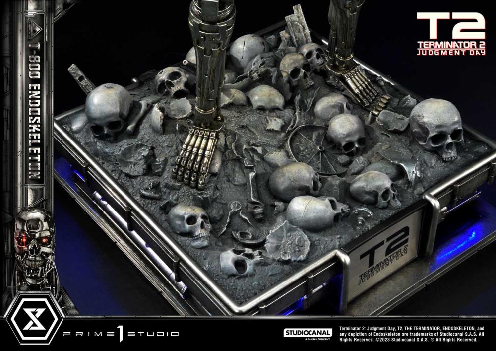 Terminator 2: Judgment Day Museum Masterline T-800 Endoskeleton Deluxe 1/3 Scale Statue Gallery Image 35