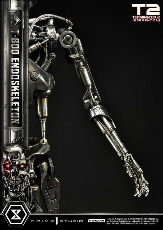 Terminator 2: Judgment Day Museum Masterline T-800 Endoskeleton Deluxe 1/3 Scale Statue Gallery Image 22