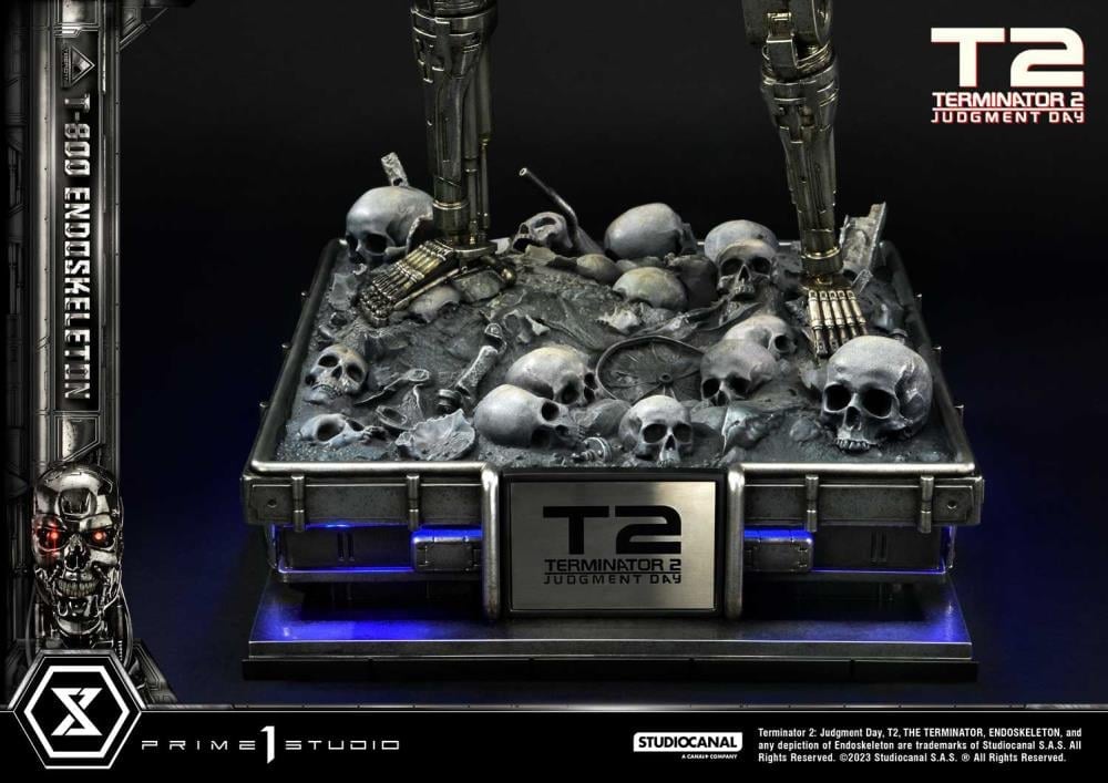 Terminator 2: Judgment Day Museum Masterline T-800 Endoskeleton Deluxe 1/3 Scale Statue Gallery Image 34