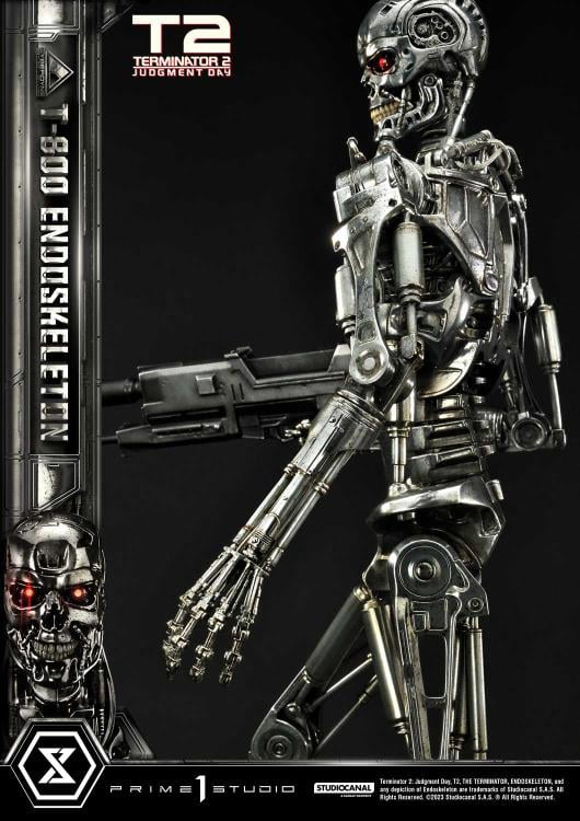 Terminator 2: Judgment Day Museum Masterline T-800 Endoskeleton Deluxe 1/3 Scale Statue Gallery Image 15