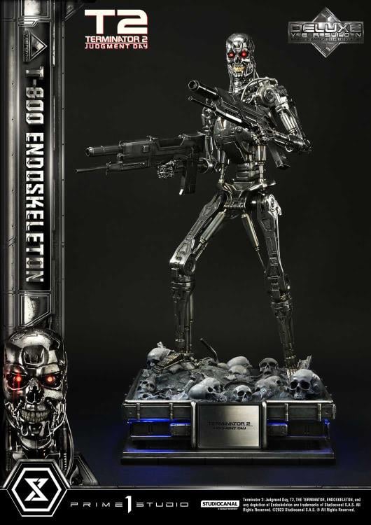 Terminator 2: Judgment Day Museum Masterline T-800 Endoskeleton Deluxe 1/3 Scale Statue Gallery Image 3