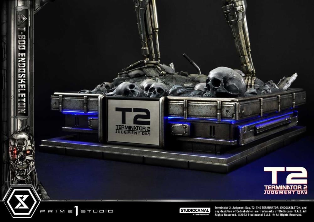 Terminator 2: Judgment Day Museum Masterline T-800 Endoskeleton Deluxe 1/3 Scale Limited Edition Statue (With Bonus) Gallery Image 45