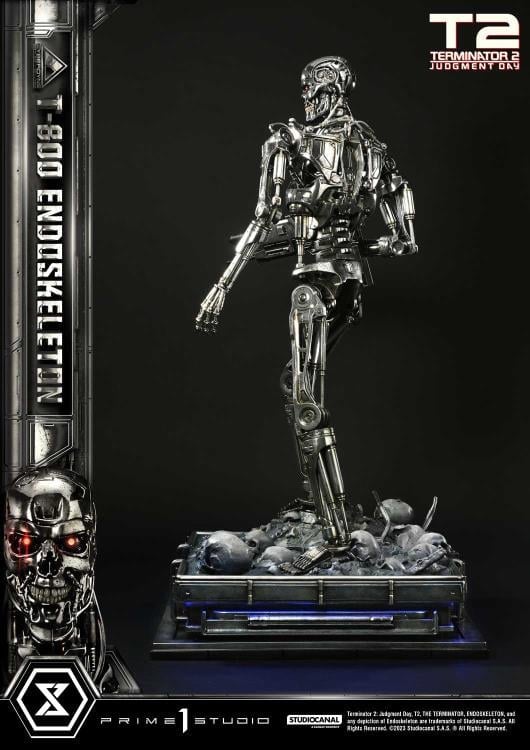 Terminator 2: Judgment Day Museum Masterline T-800 Endoskeleton Deluxe 1/3 Scale Limited Edition Statue (With Bonus) Gallery Image 12