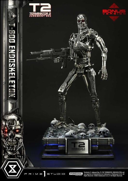 Terminator 2: Judgment Day Museum Masterline T-800 Endoskeleton Deluxe 1/3 Scale Limited Edition Statue (With Bonus) Gallery Image 13