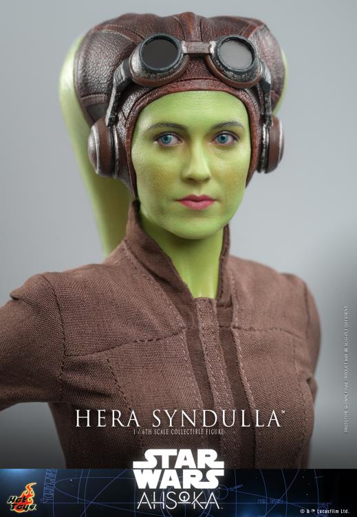 Star Wars: Ahsoka TMS113 Hera Syndulla 1/6th Scale Collectible Figure Gallery Image 18