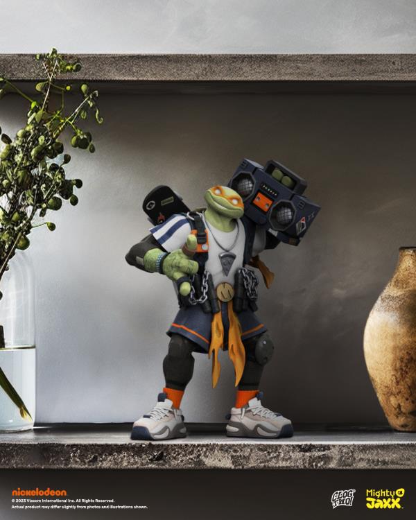 Teenage Mutant Ninja Turtles x ClogTwo Urban Combat Michelangelo Limited Edition Statue Gallery Image 7