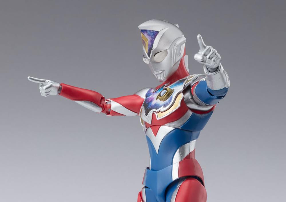 Ultraman Decker S.H.Figuarts Ultraman Decker (Strong Type) Exclusive Action Figure Gallery Image 9
