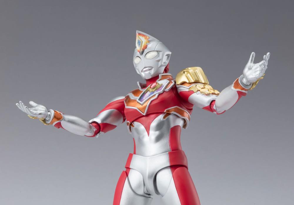 Ultraman Decker S.H.Figuarts Ultraman Decker (Strong Type) Exclusive Action Figure Gallery Image 8