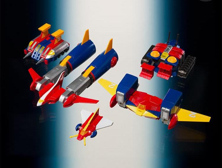 Super Electromagnetic Robot Combattler V SMP Combattler V Exclusive Model Kit Gallery Image 9