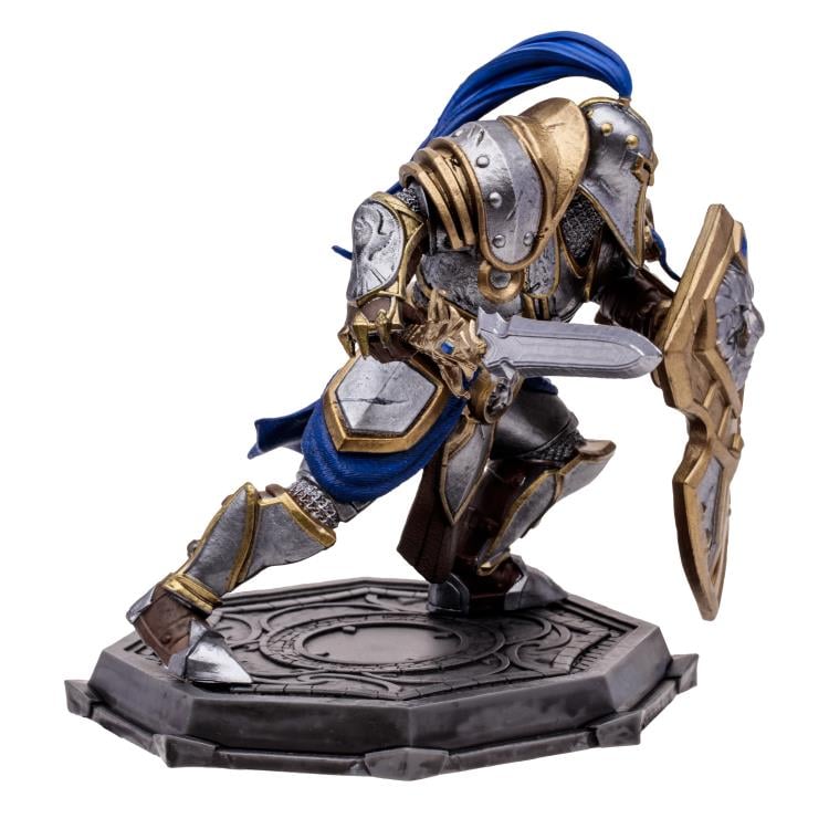 World of Warcraft Human Paladin/Warrior (Common) 1/12 Scale Figure Gallery Image 5