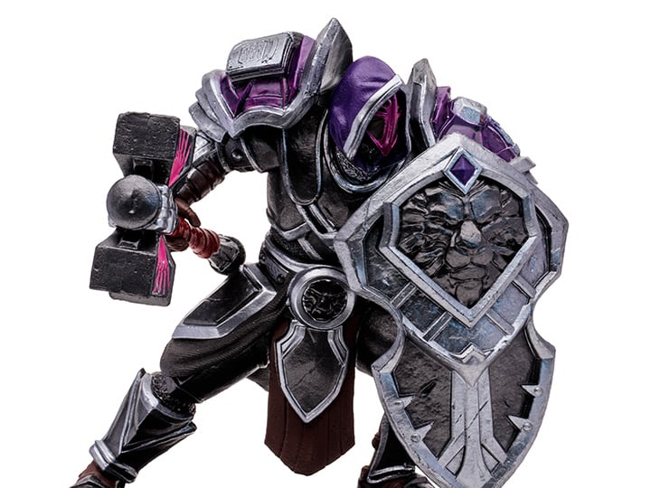 World of Warcraft Human Paladin/Warrior (Epic) 1/12 Scale Figure Gallery Image 1