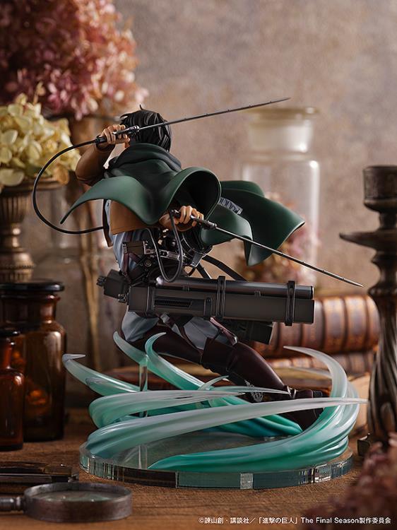 Attack on Titan Levi Ackerman (Humanity's Strongest Soldier) 1/6 Scale Figure Gallery Image 13
