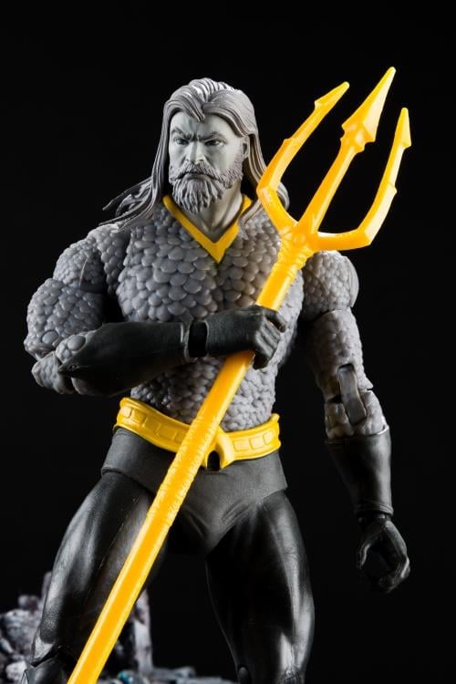 Endless Winter DC Multiverse Aquaman BBTS Exclusive Limited Black & White Accent Edition Action Figure Gallery Image 7