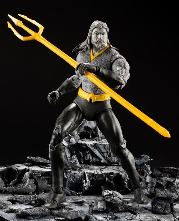 Endless Winter DC Multiverse Aquaman BBTS Exclusive Limited Black & White Accent Edition Action Figure Gallery Image 3