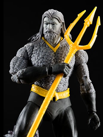 Endless Winter DC Multiverse Aquaman BBTS Exclusive Limited Black & White Accent Edition Action Figure Gallery Image 2