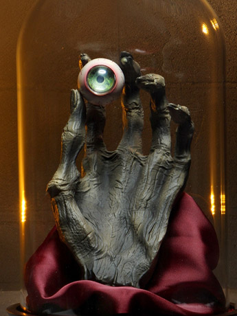 Dungeons & Dragons Replicas of the Realms: Eye and Hand of Vecna Statue Gallery Image 2