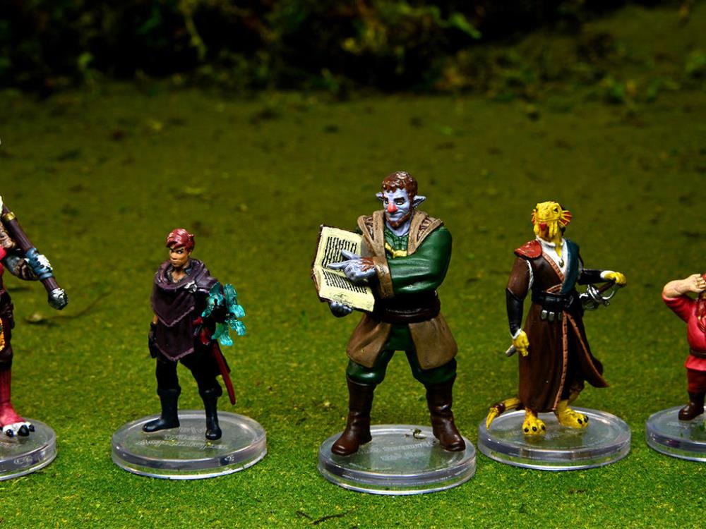 Critical Role Factions of Wildemount Dwendalian Empire Painted Minis Set Gallery Image 8