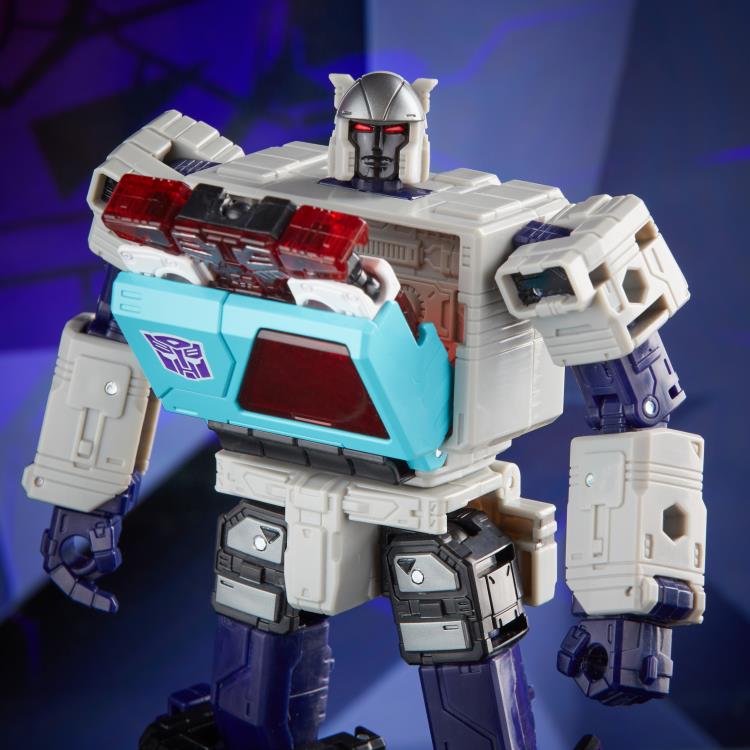 Transformers Generations Shattered Glass Blaster & Rewind Exclusive Gallery Image 7