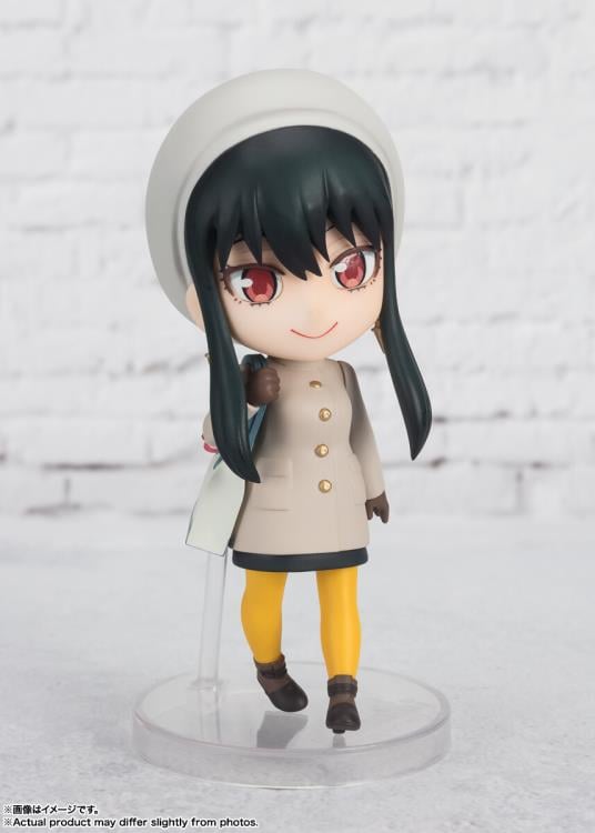 Spy x Family Code: White Figuarts mini Yor Forger Gallery Image 5