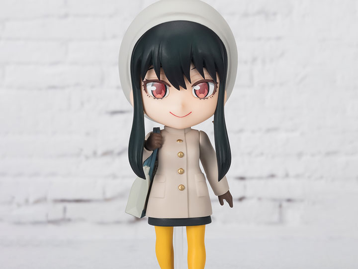 Spy x Family Code: White Figuarts mini Yor Forger Gallery Image 1