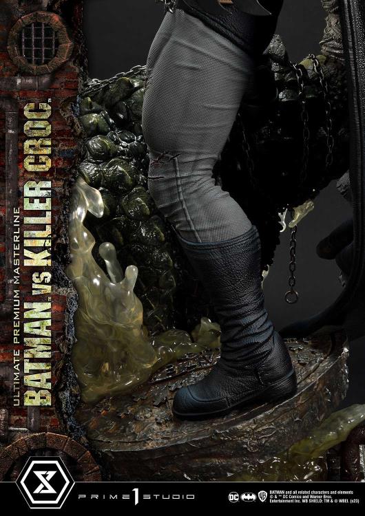 DC Comics Ultimate Premium Masterline Batman Versus Killer Croc Deluxe Limited Edition Statue (With Bonus) Gallery Image 110