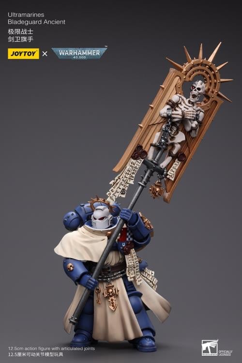 Warhammer 40K Ultramarines Bladeguard Ancient 1/18 Scale Action Figure Gallery Image 8