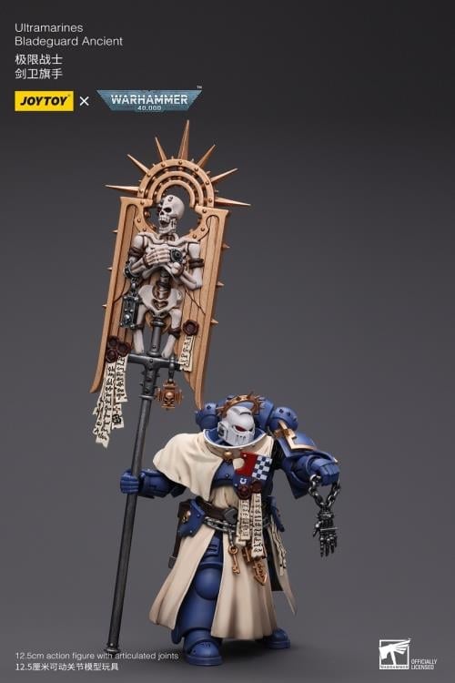 Warhammer 40K Ultramarines Bladeguard Ancient 1/18 Scale Action Figure Gallery Image 5