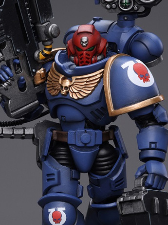 Warhammer 40K Ultramarines Desolation Sergeant with Vengor Launcher 1/18 Scale Action Figure Gallery Image 2