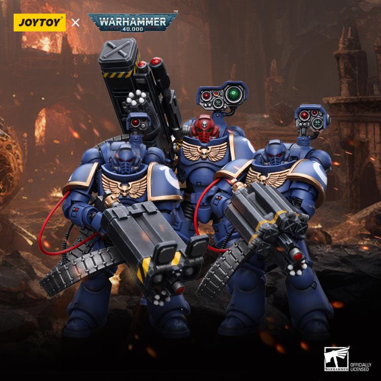 Warhammer 40K Ultramarines Desolation Marine with Superfrag Rocket Launcher 1/18 Scale Action Figure Gallery Image 10