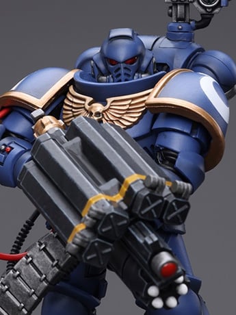 Warhammer 40K Ultramarines Desolation Marine with Superfrag Rocket Launcher 1/18 Scale Action Figure Gallery Image 2