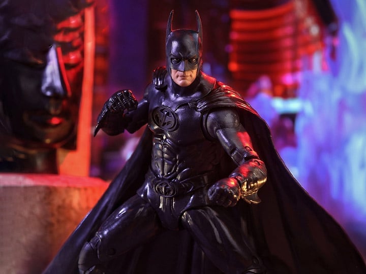 Batman & Robin DC Multiverse Batman Action Figure (Collect to Build: Mr. Freeze) Gallery Image 1