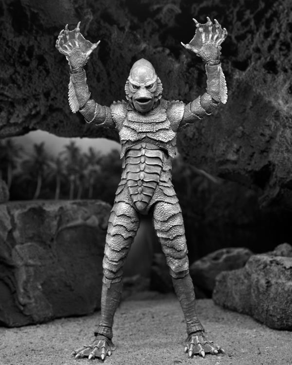 Universal Monsters Ultimate Creature from the Black Lagoon (Black & White Ver.) Gallery Image 10